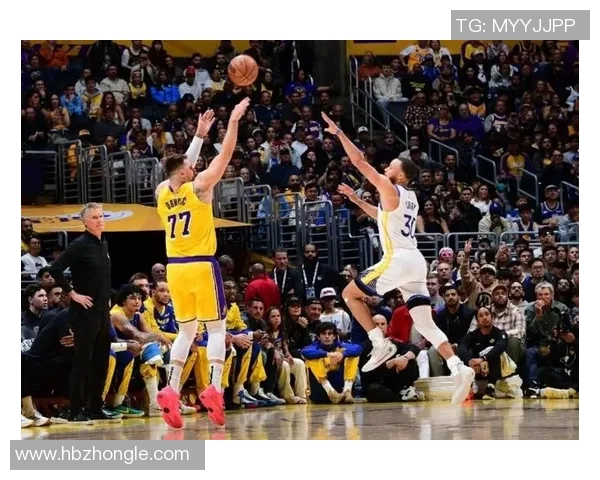 湖人对决鹈鹕精彩直播全程回顾与赛后分析不容错过 湖人对决鹈鹕精彩直播全程回顾与赛后分析不容错过